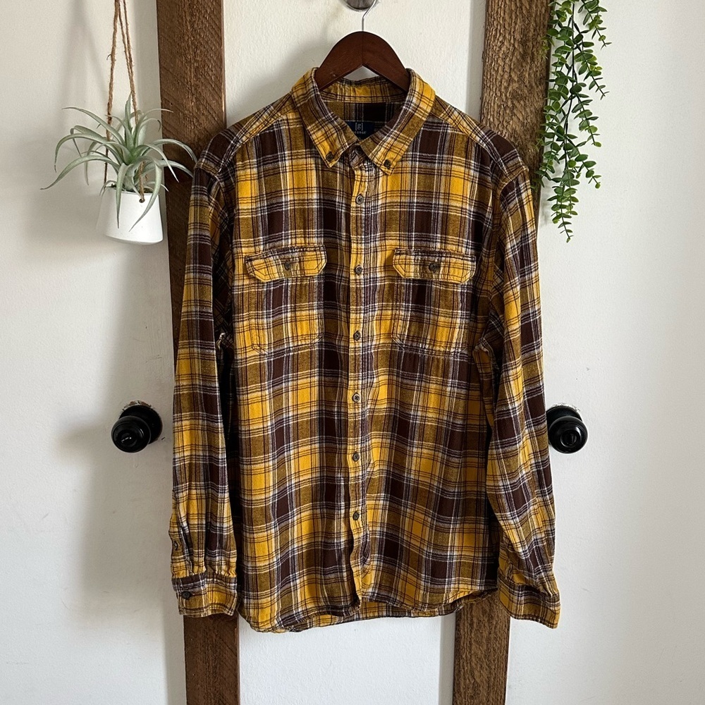 Y2K George Men’s XL Plaid Button-Up Flannel Shirt Yellow and Brown Pockets